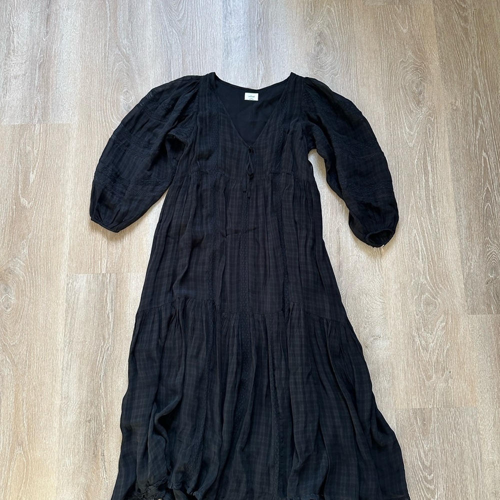 Wilfred Black Pleated Tiered Dress with Bishop Sleeves